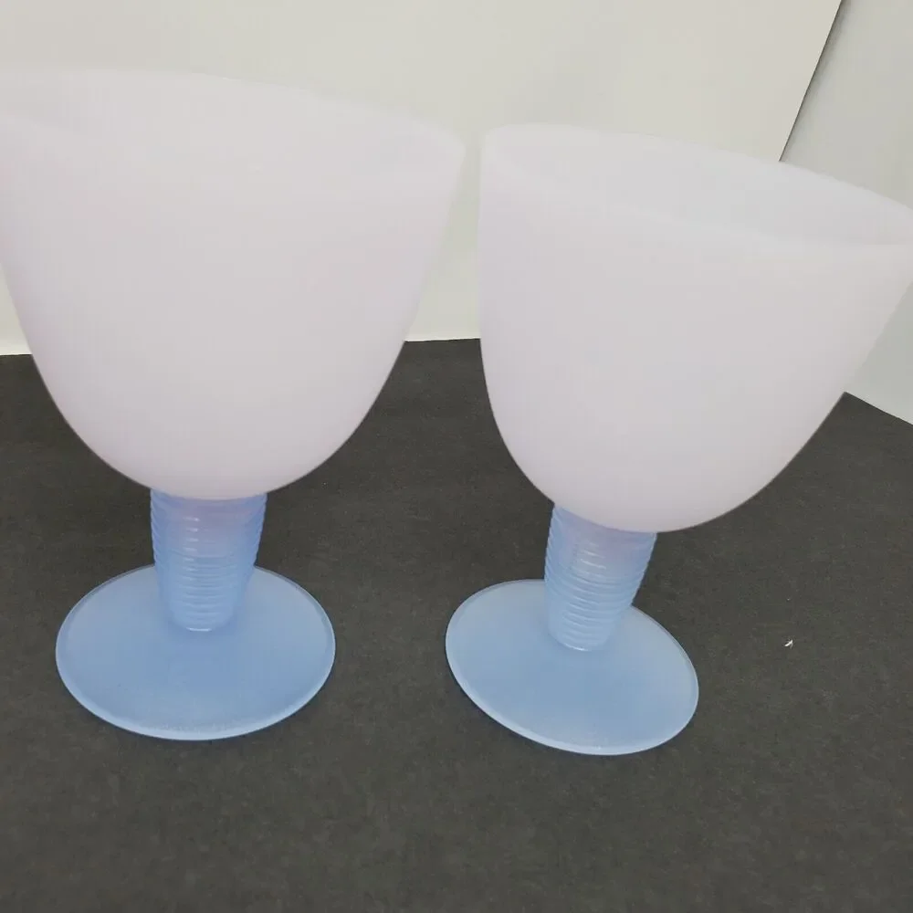 Tupperware Impressions Parfait Goblet Dessert Cups Blue Pastel Set of 4 4094B